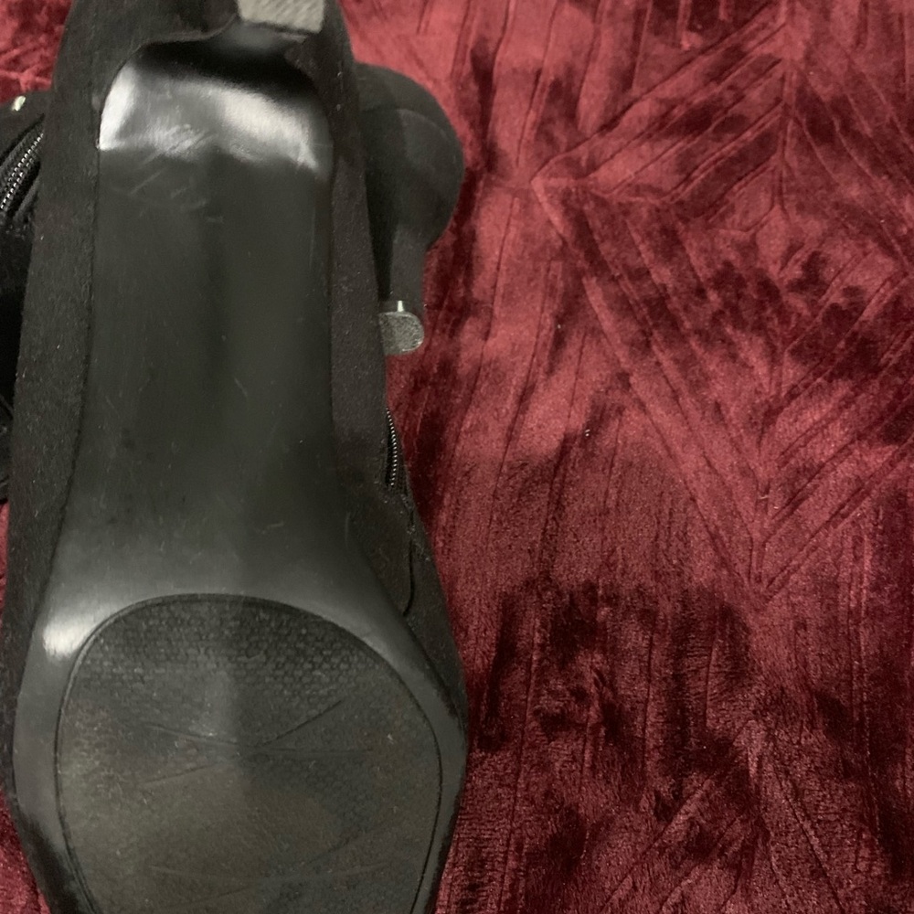 Covington Booties - Picture 5 of 5